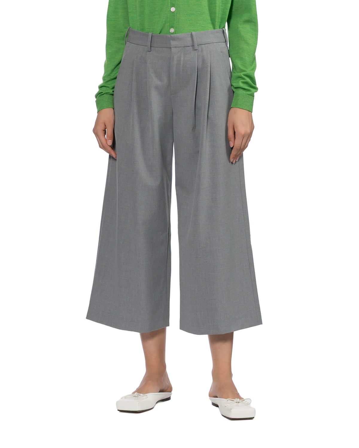 Pleated cropped pants