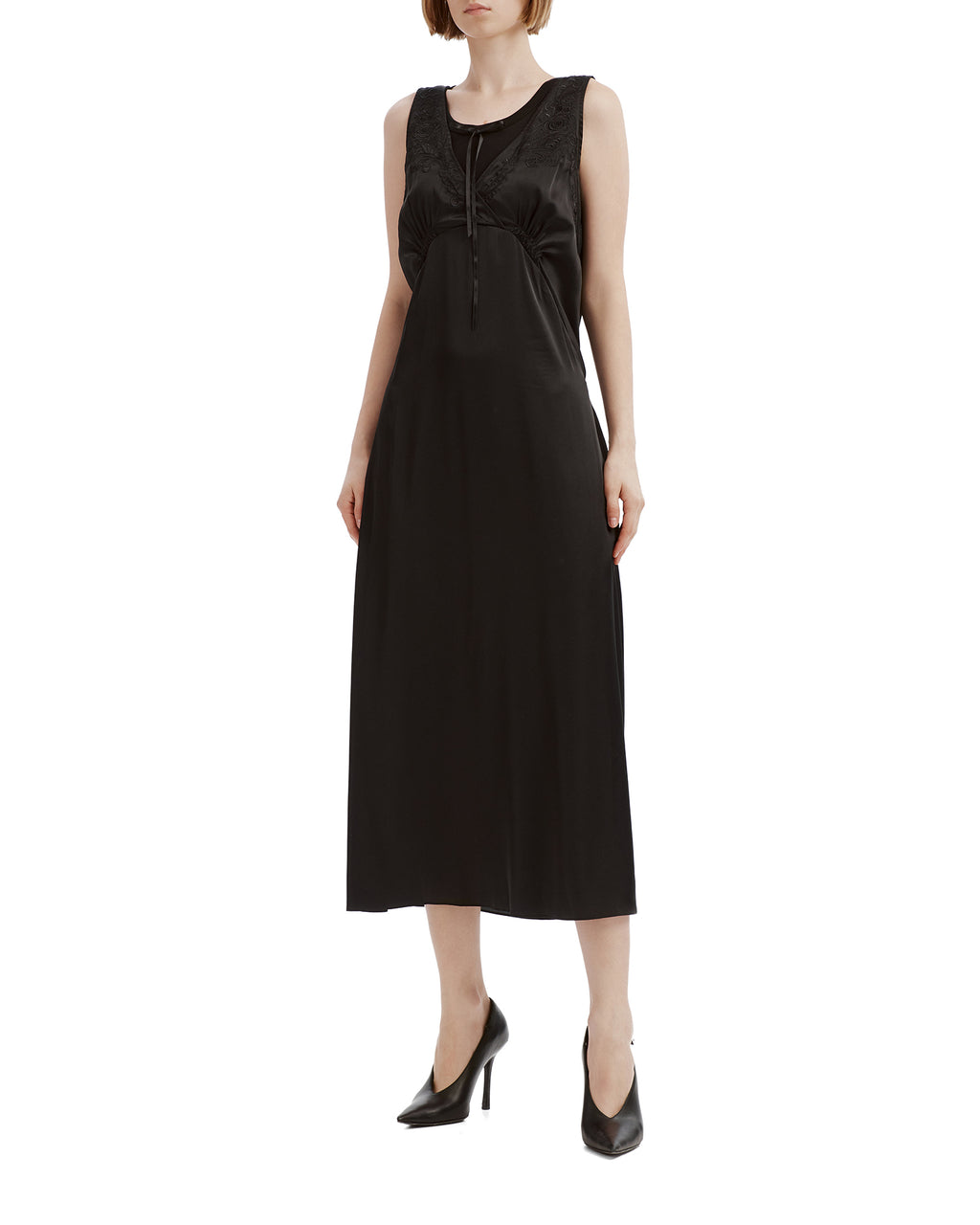 Sleeveless dress