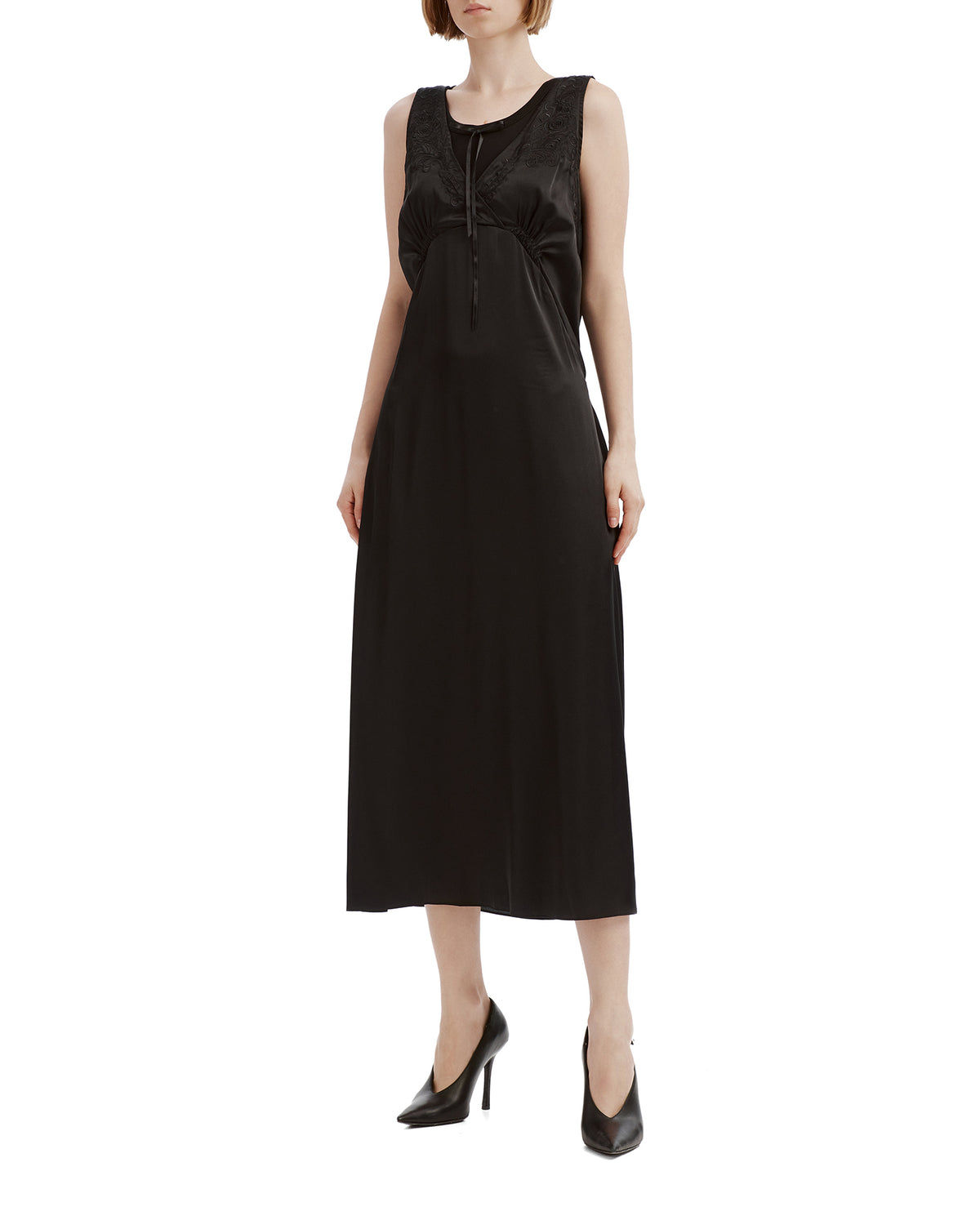 Sleeveless dress
