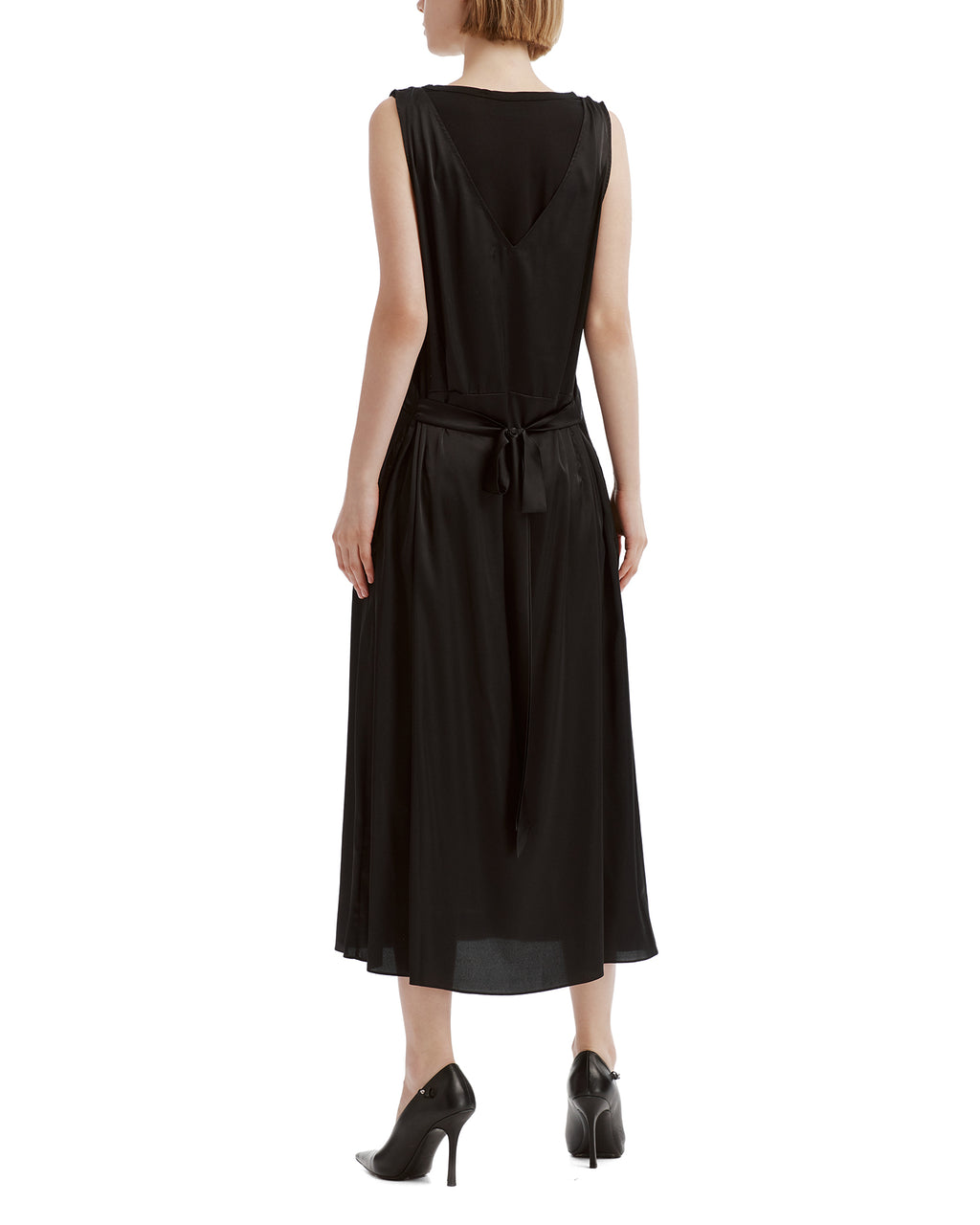 Sleeveless dress