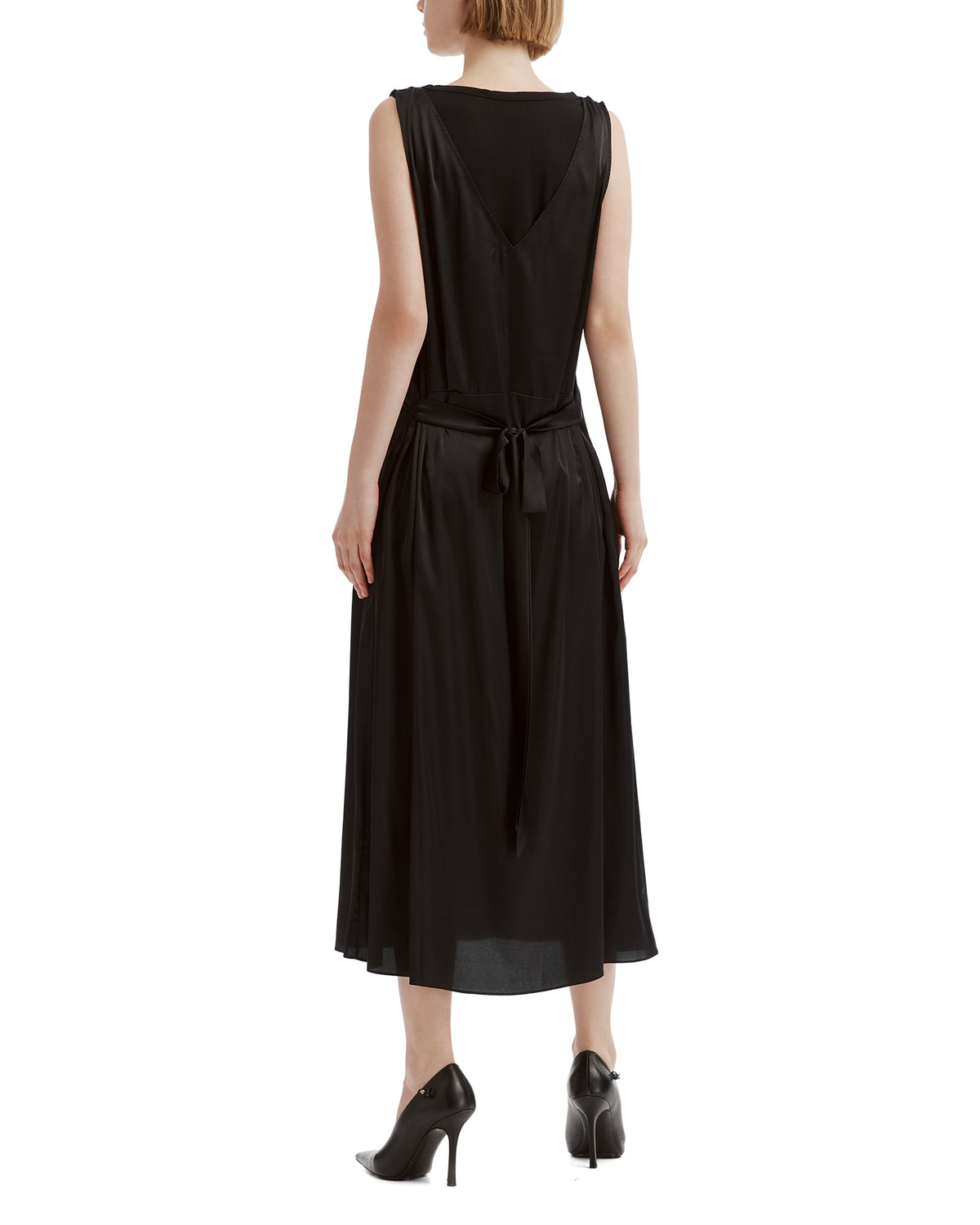 Sleeveless dress