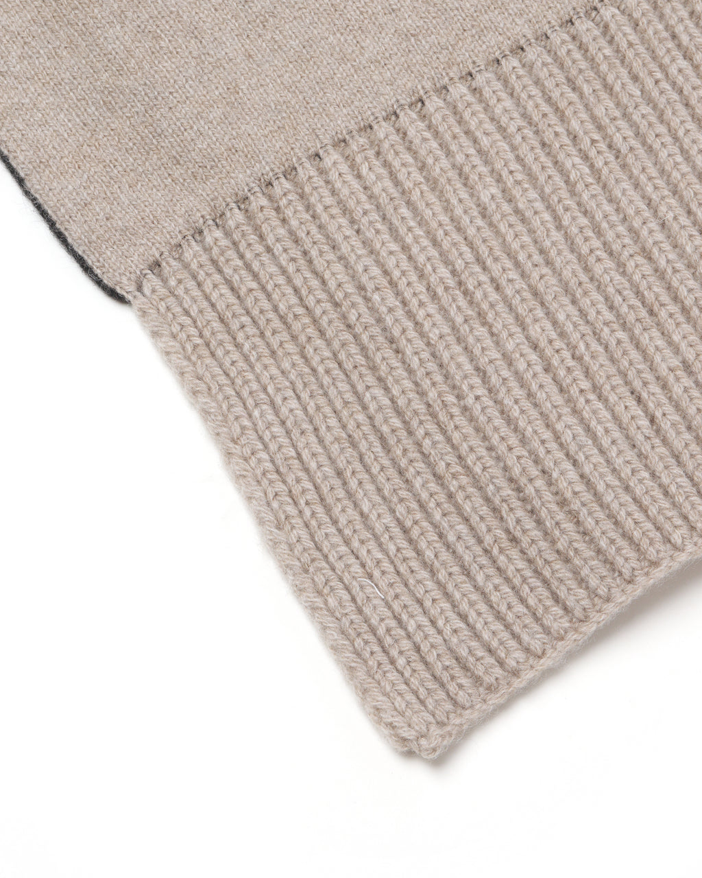 Long graphic logo knit scarf