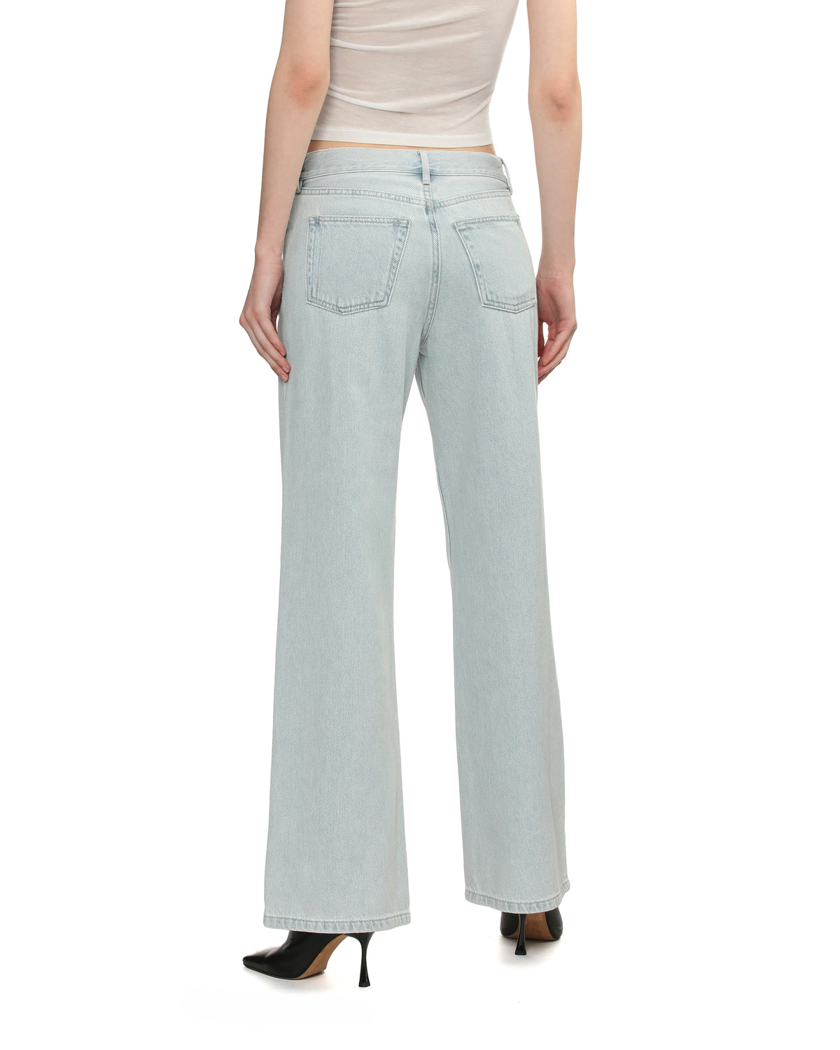 Wide-leg denim jeans