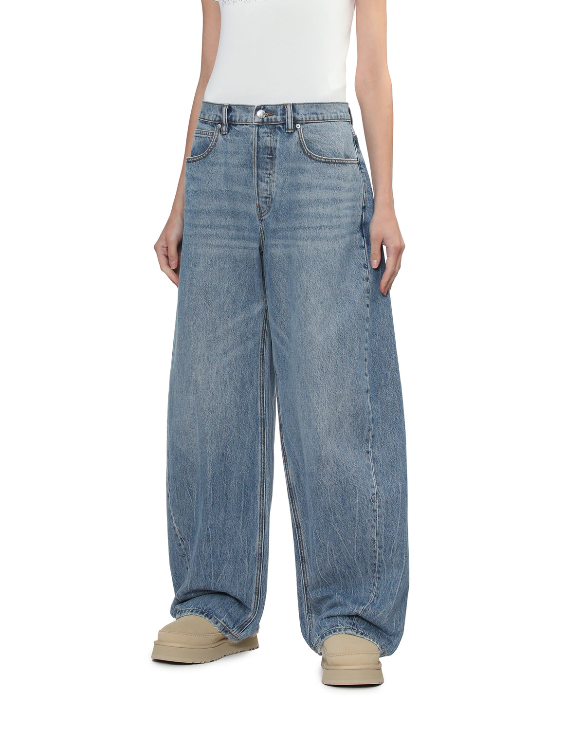 Wide-leg jeans