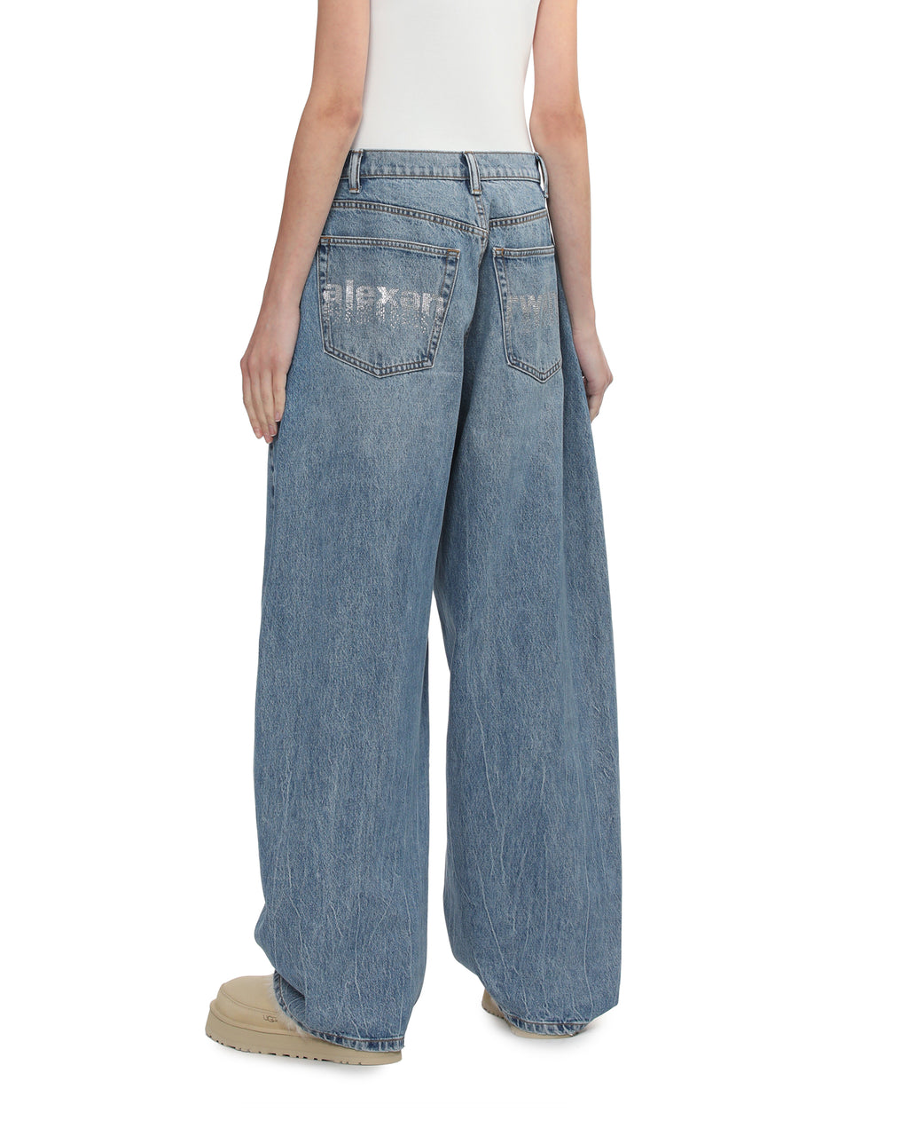 Wide-leg jeans