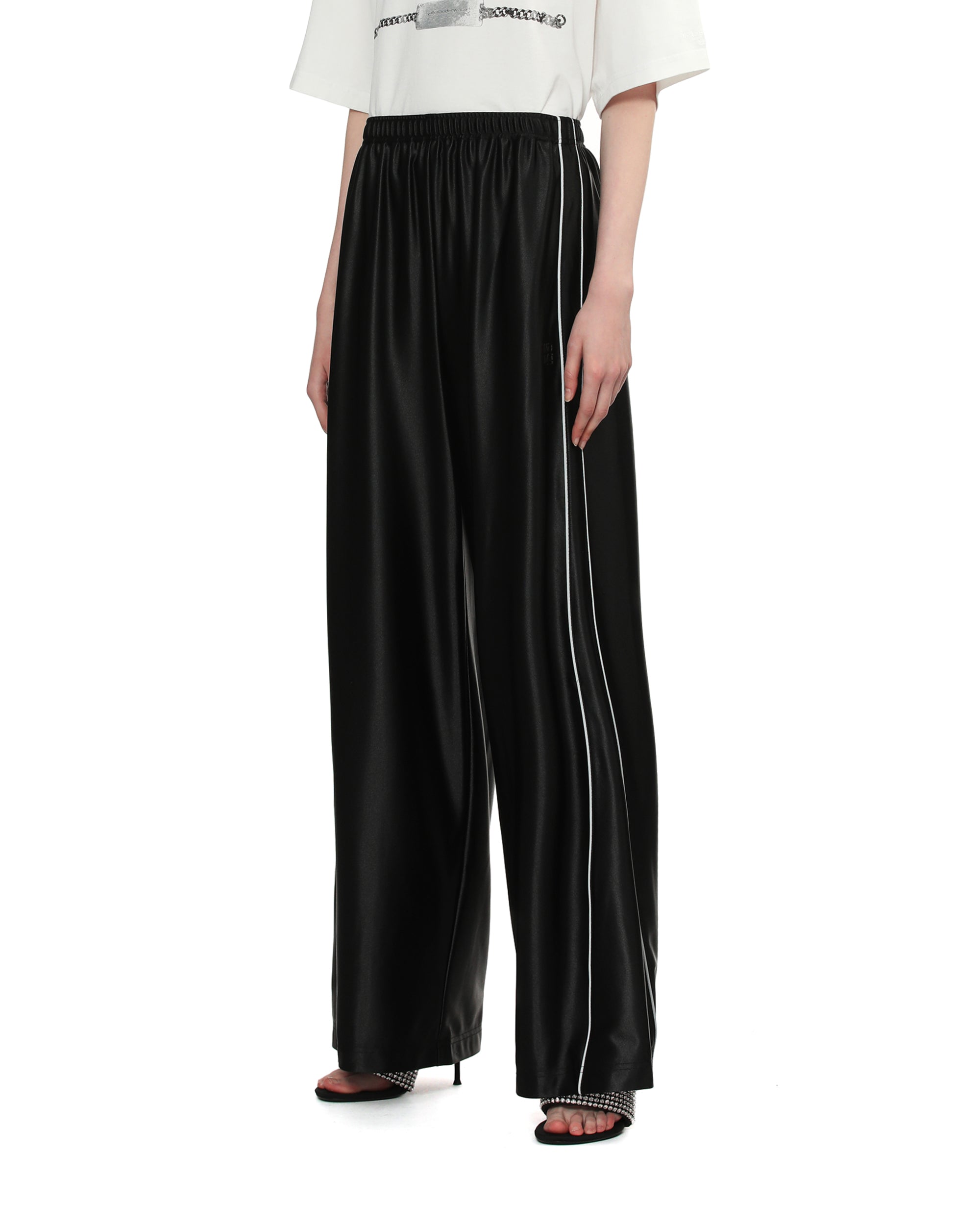 Wide-leg pants