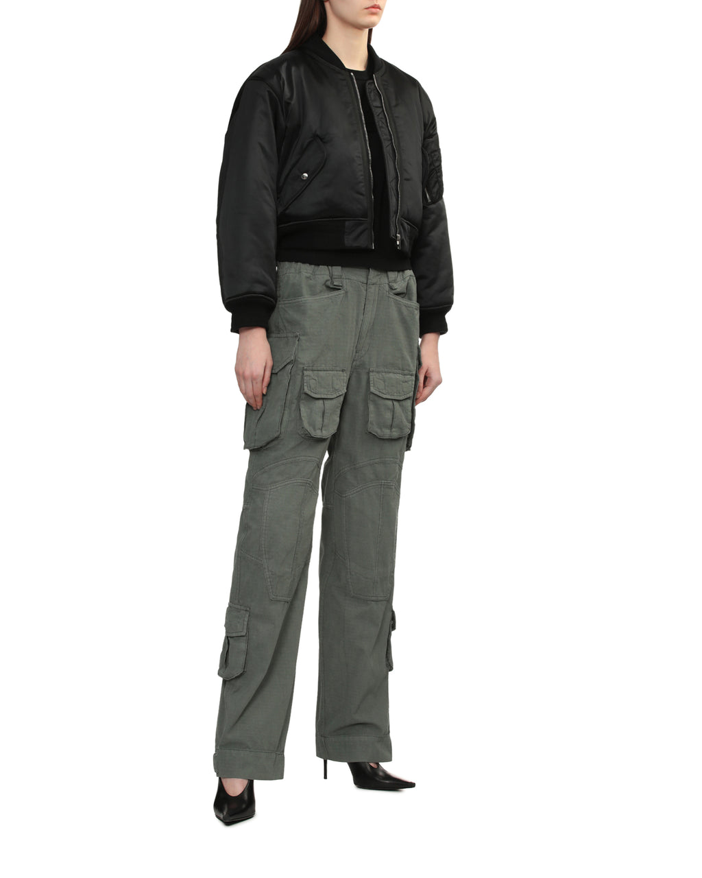 Brief waistband cargo pants
