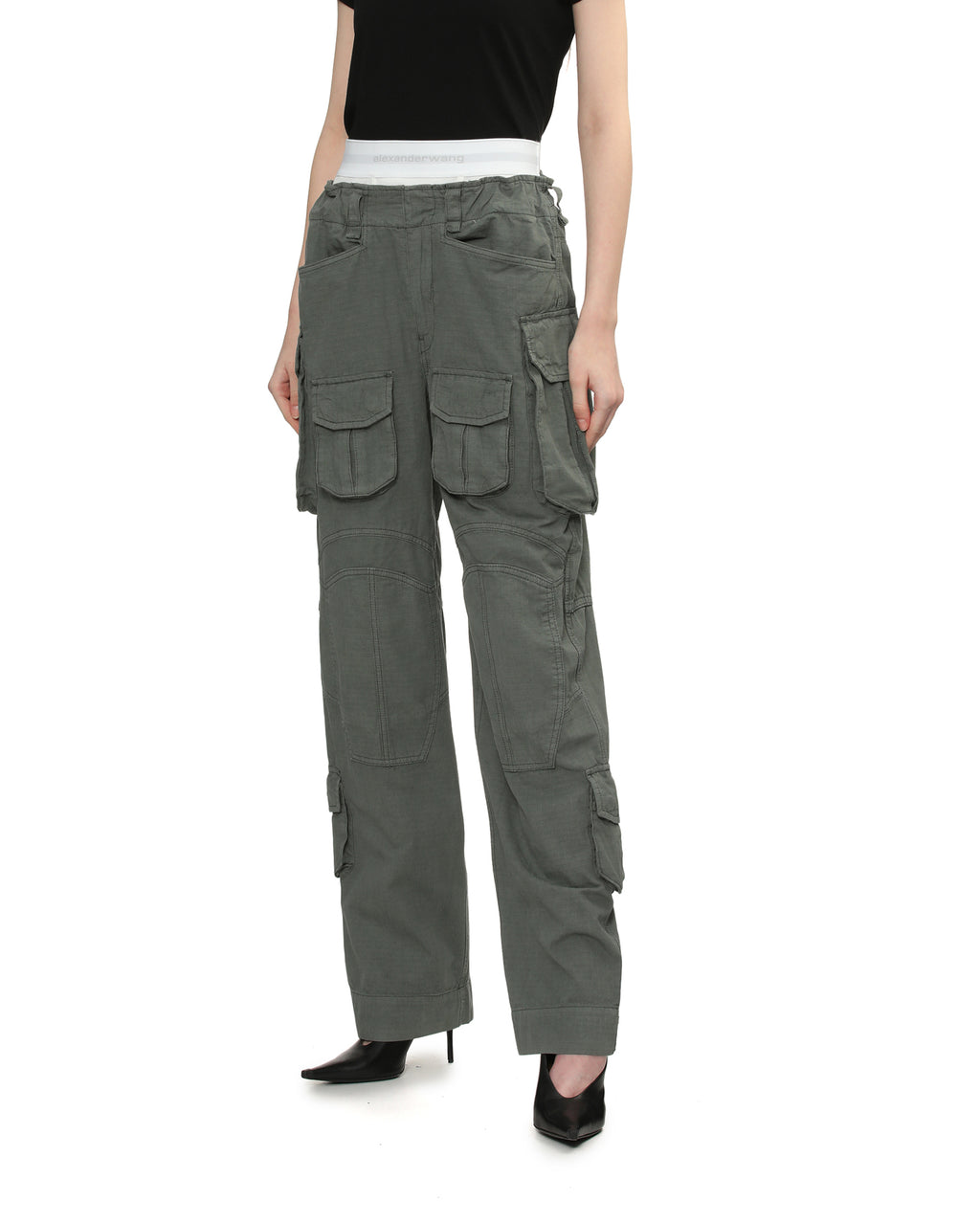 Brief waistband cargo pants