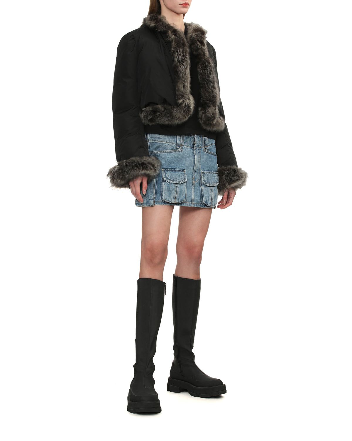 Mid-rise cargo pocket mini skirt