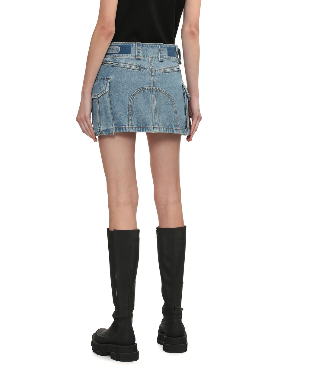 Mid-rise cargo pocket mini skirt