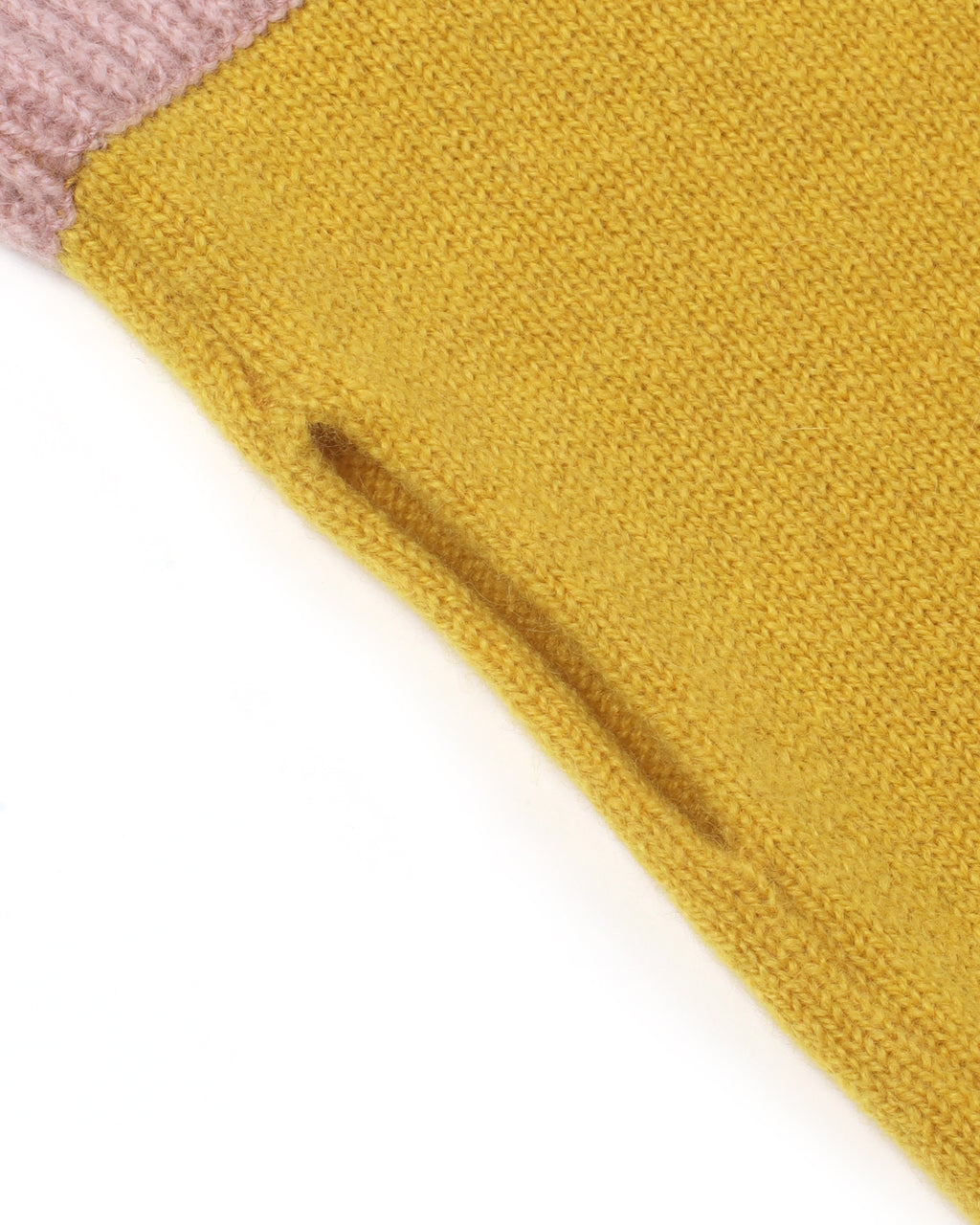 Colorblock knit gloves