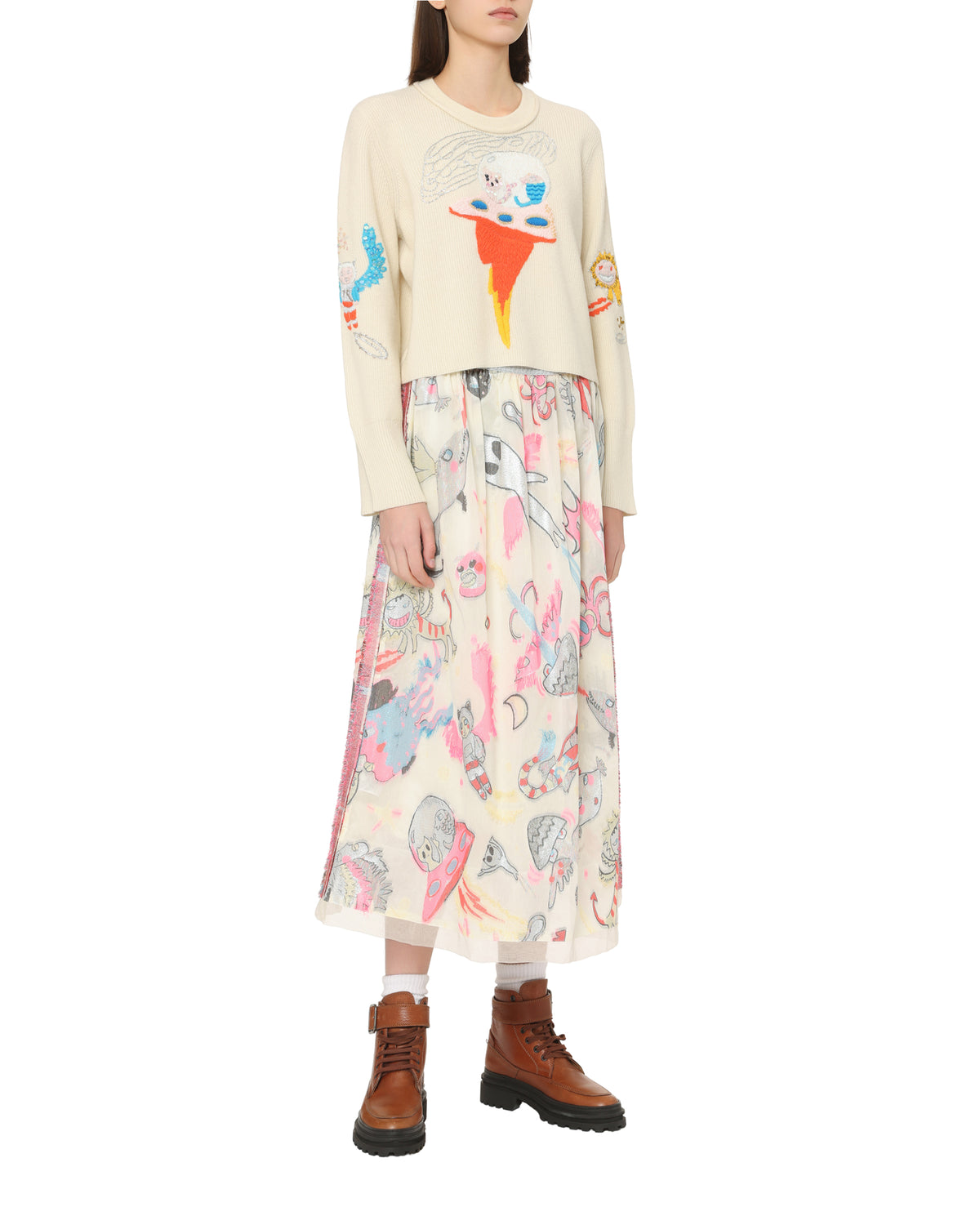 Embroidered crew neck knitwear