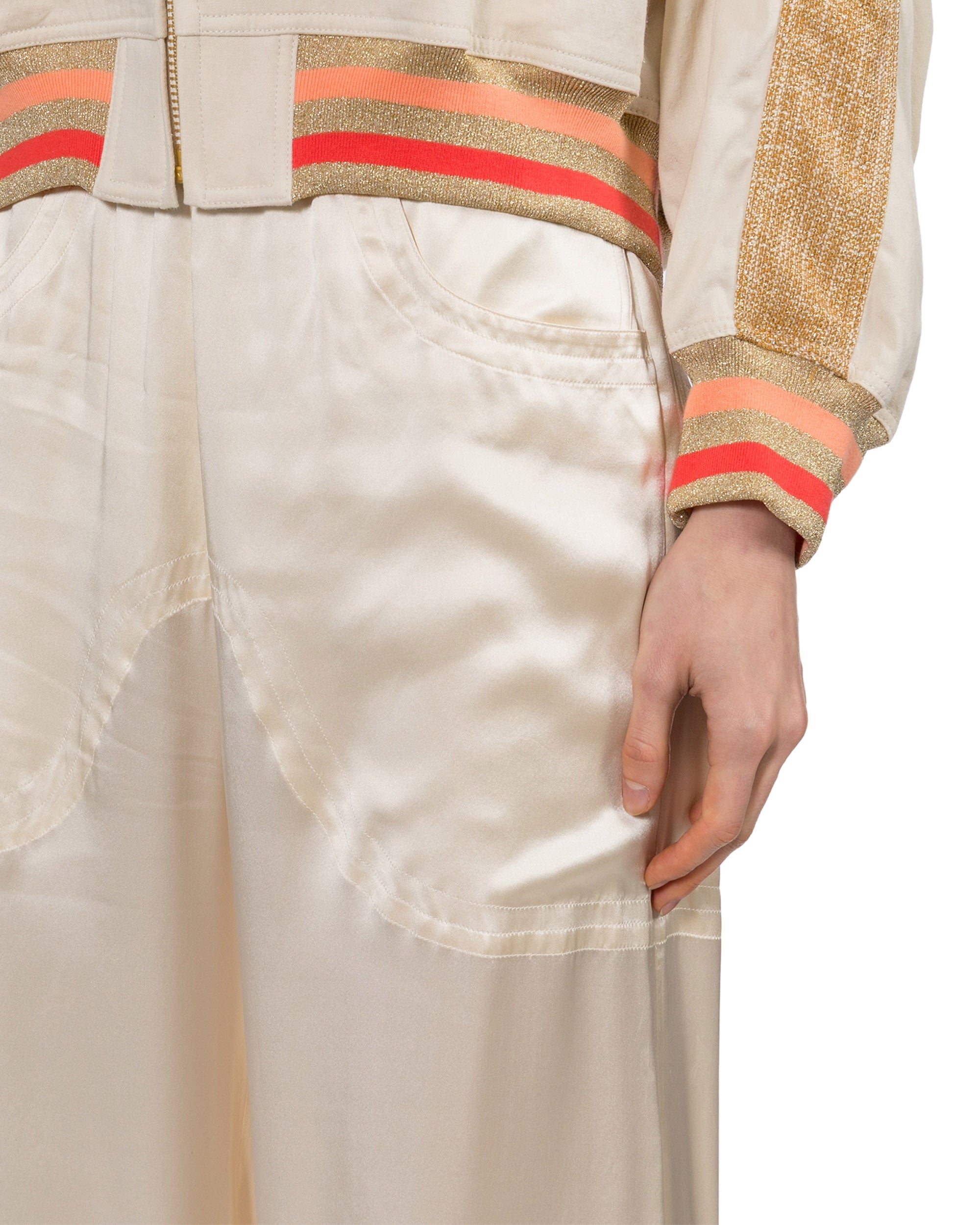 Wide leg pants