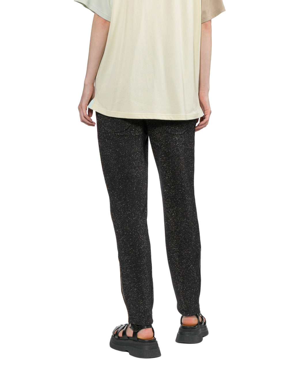 Tapered pants