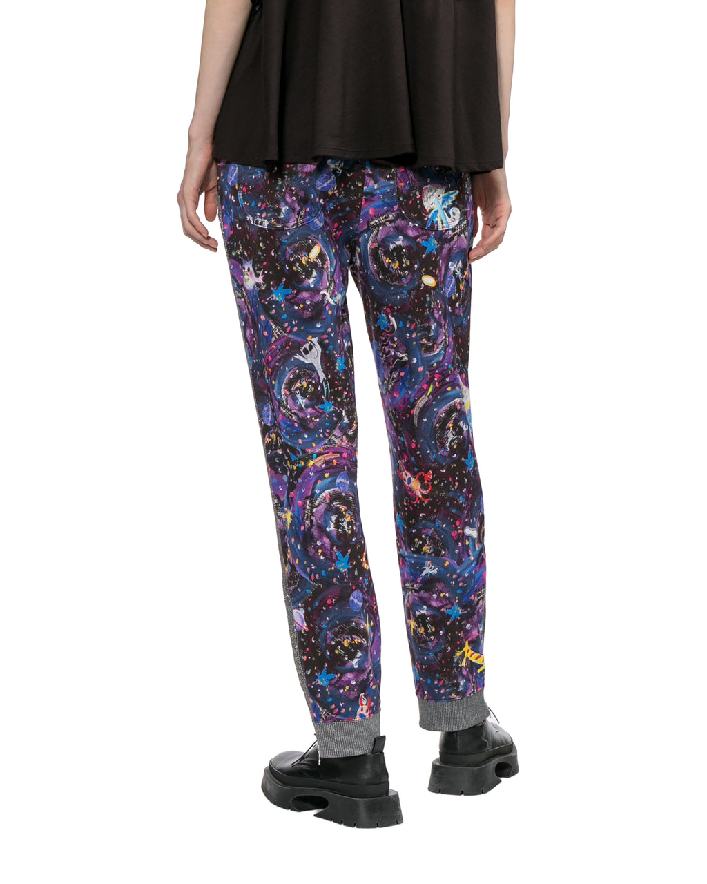 All-over printed pants