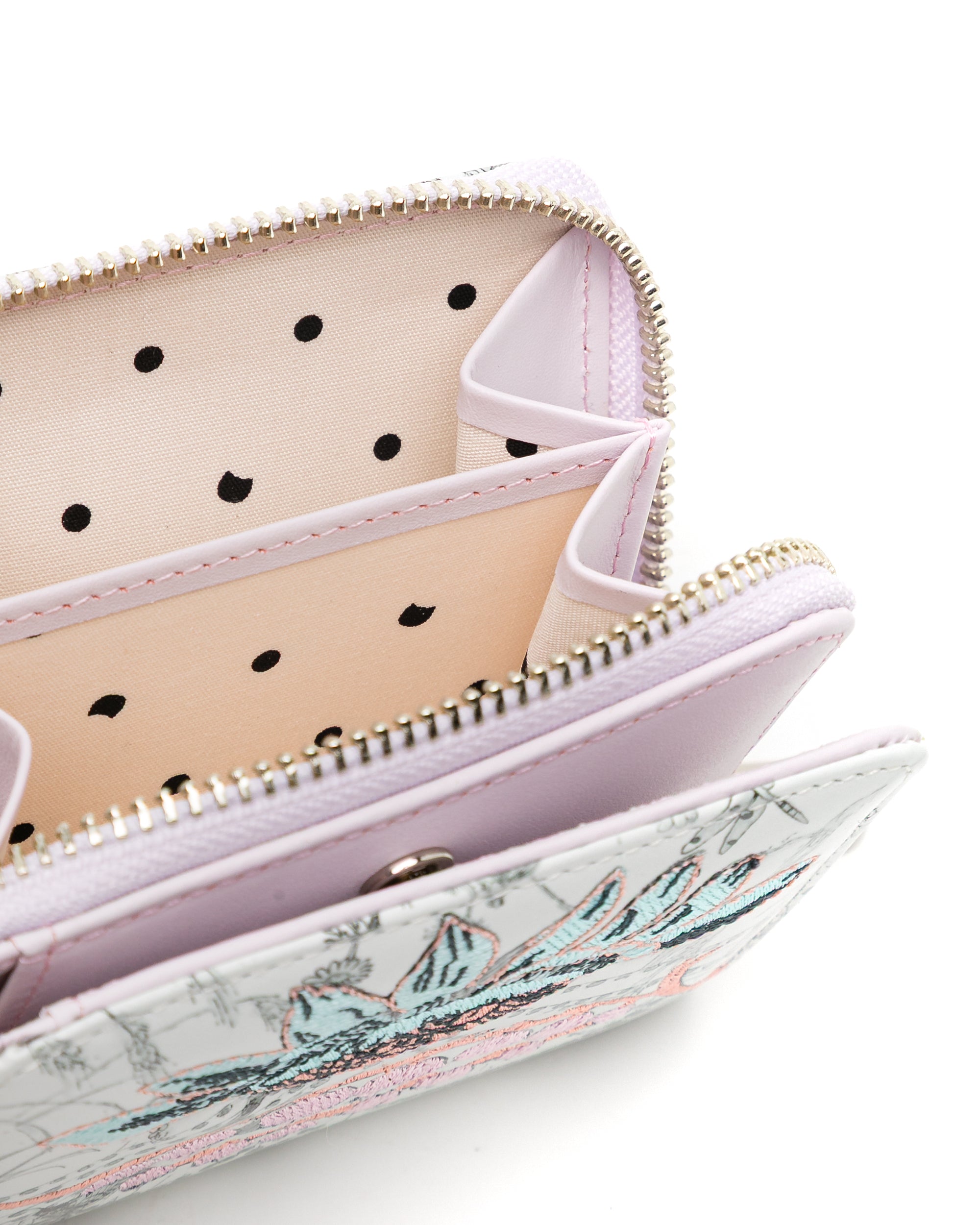 Embroidered wallet