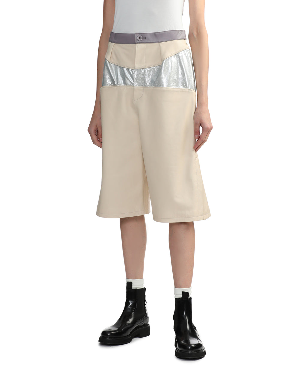 Contrasting panels shorts