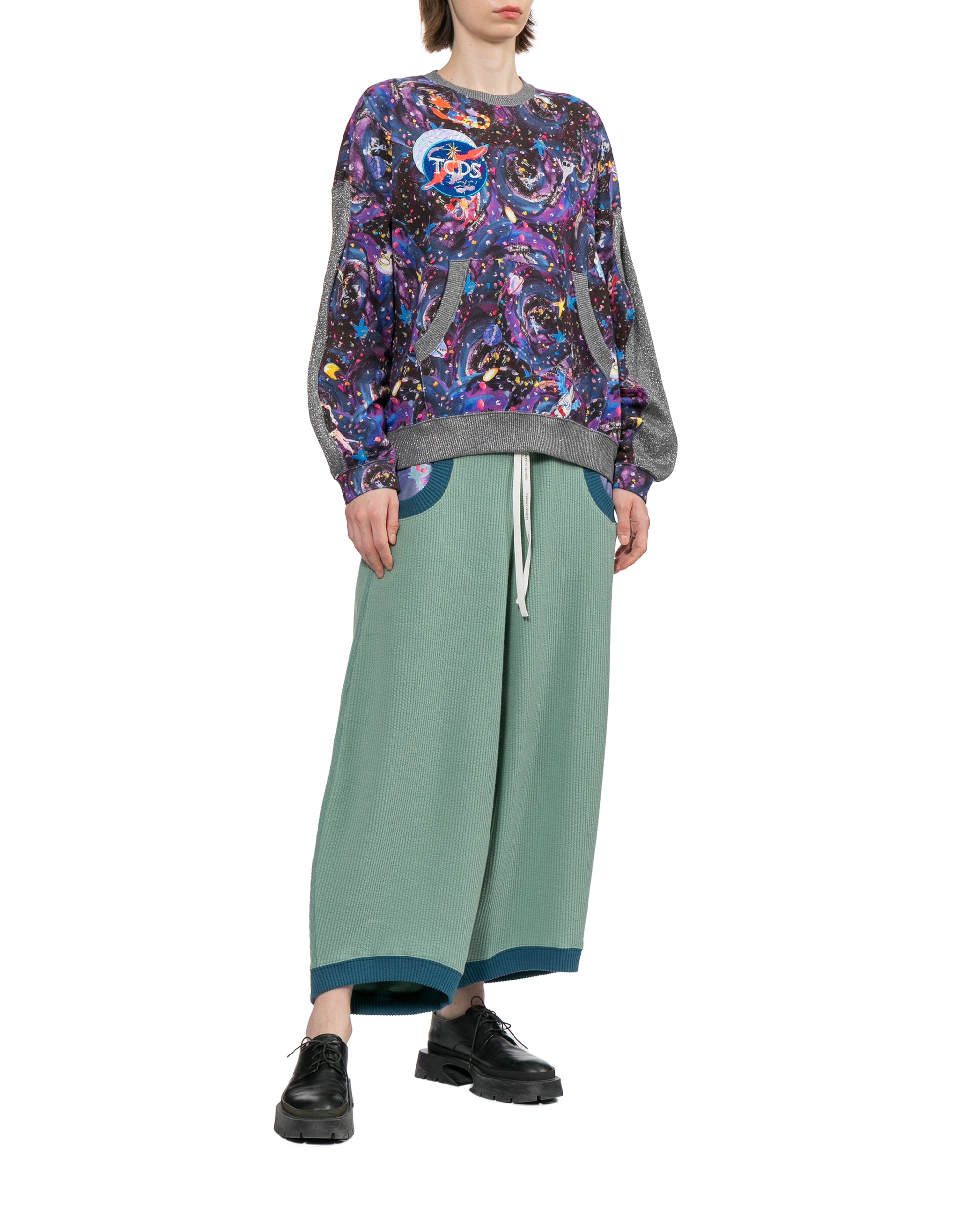 Graphic sweatshirt