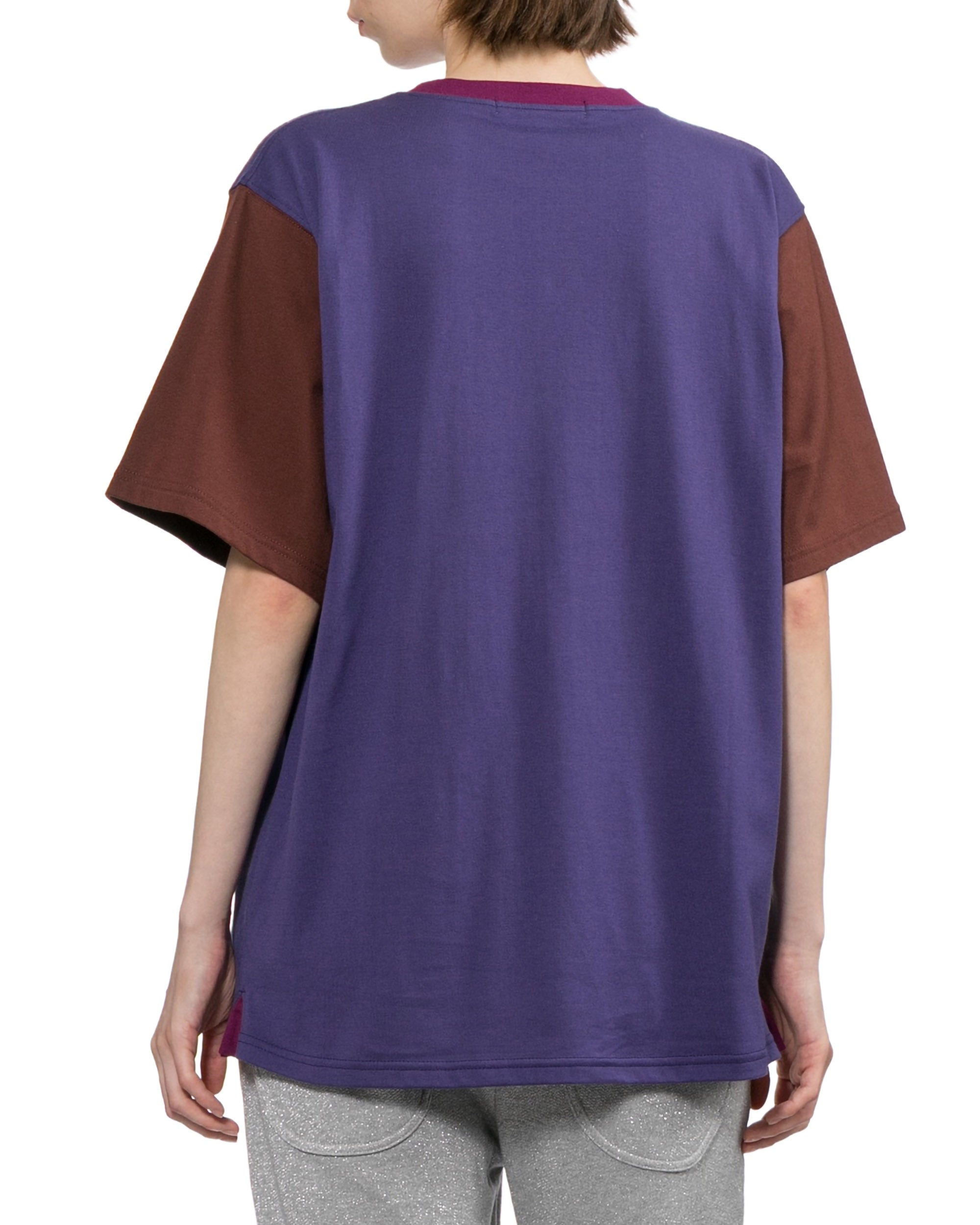 Graphic tee