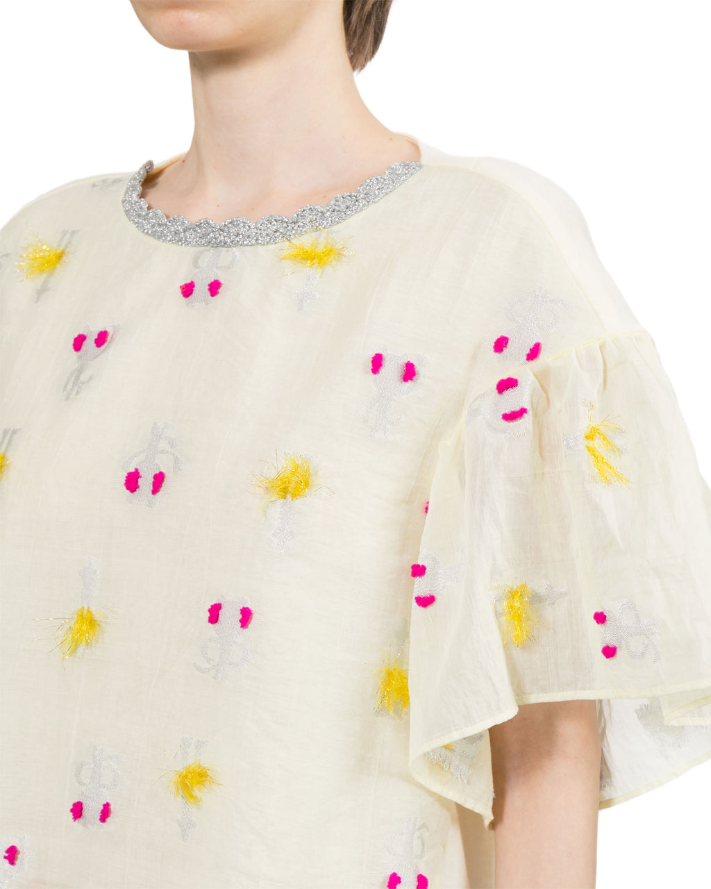 Patterned top