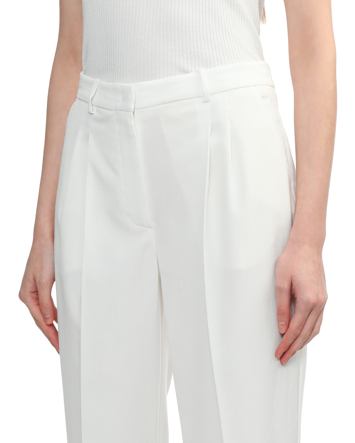 Pleated pants