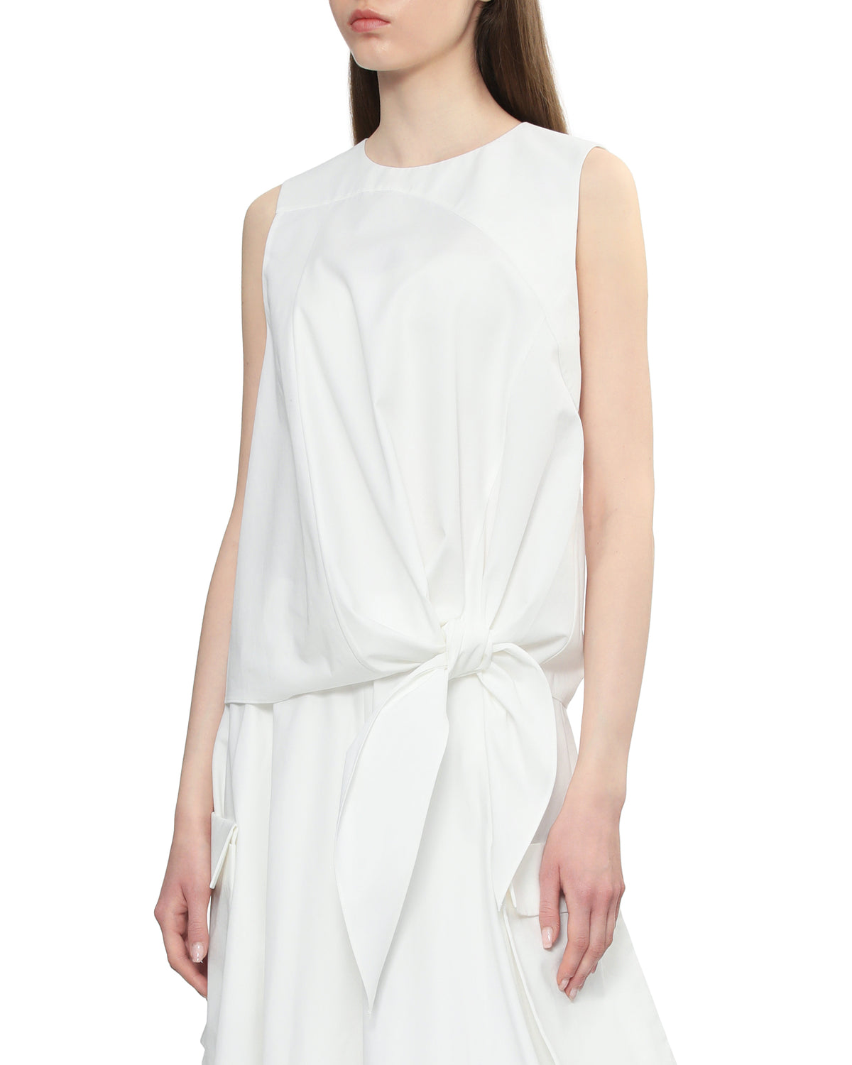 Knot-front top
