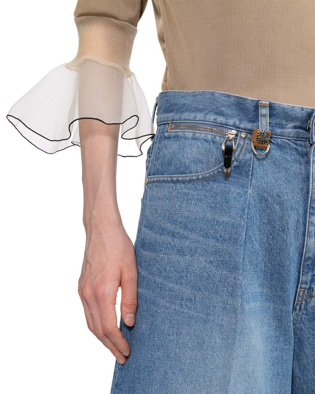 Wide-leg jeans
