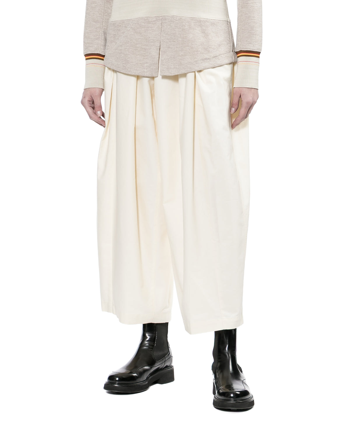 Wide leg pants