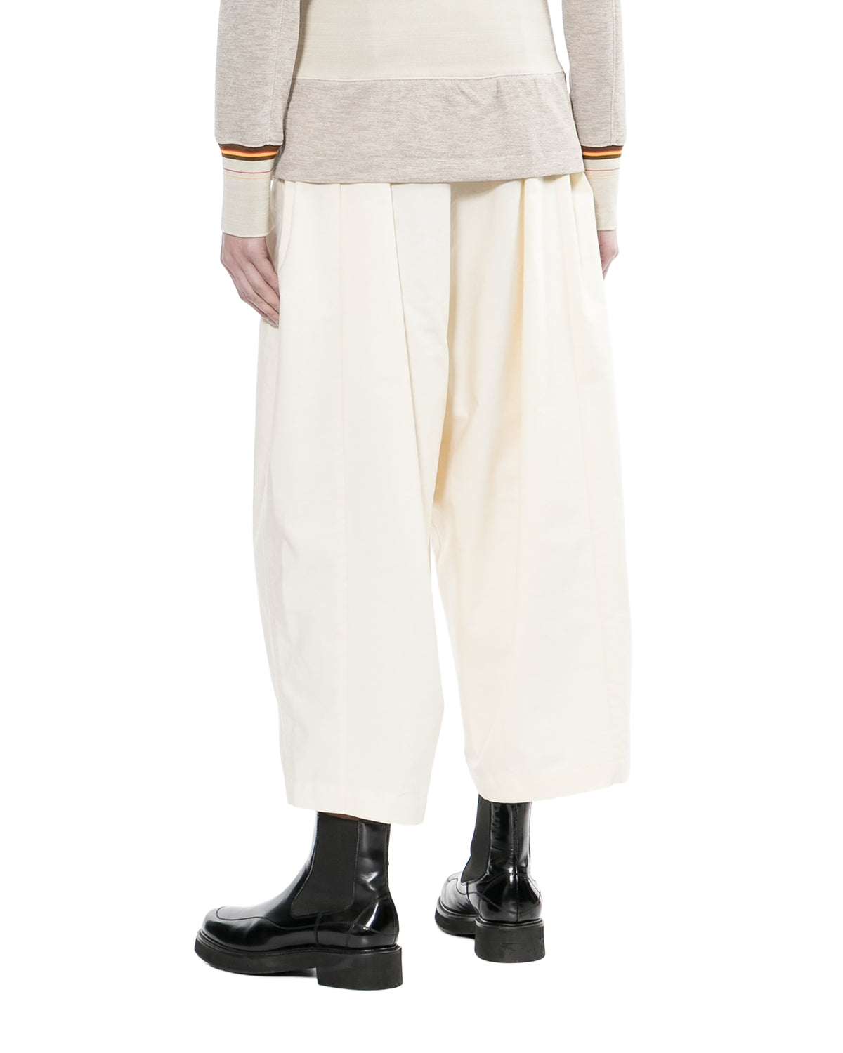 Wide leg pants