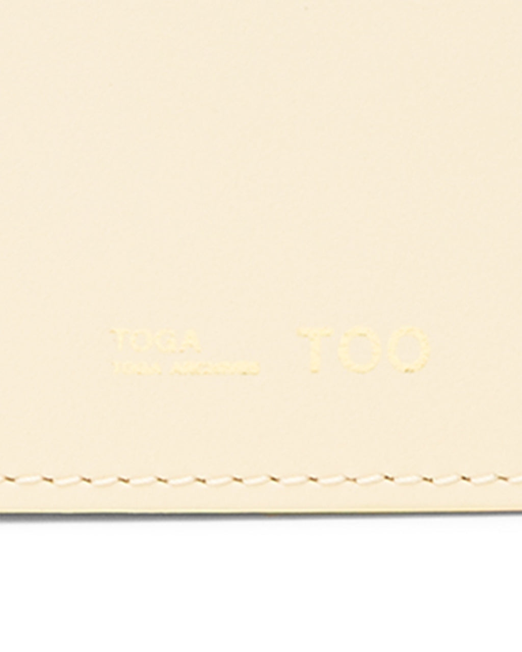 Zip-up wallet