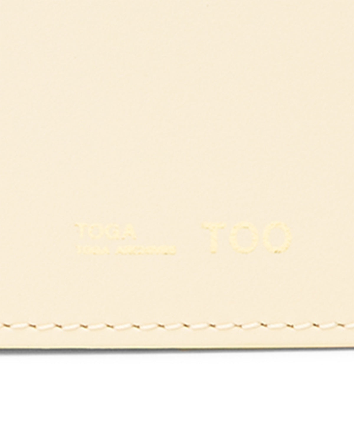 Zip-up wallet