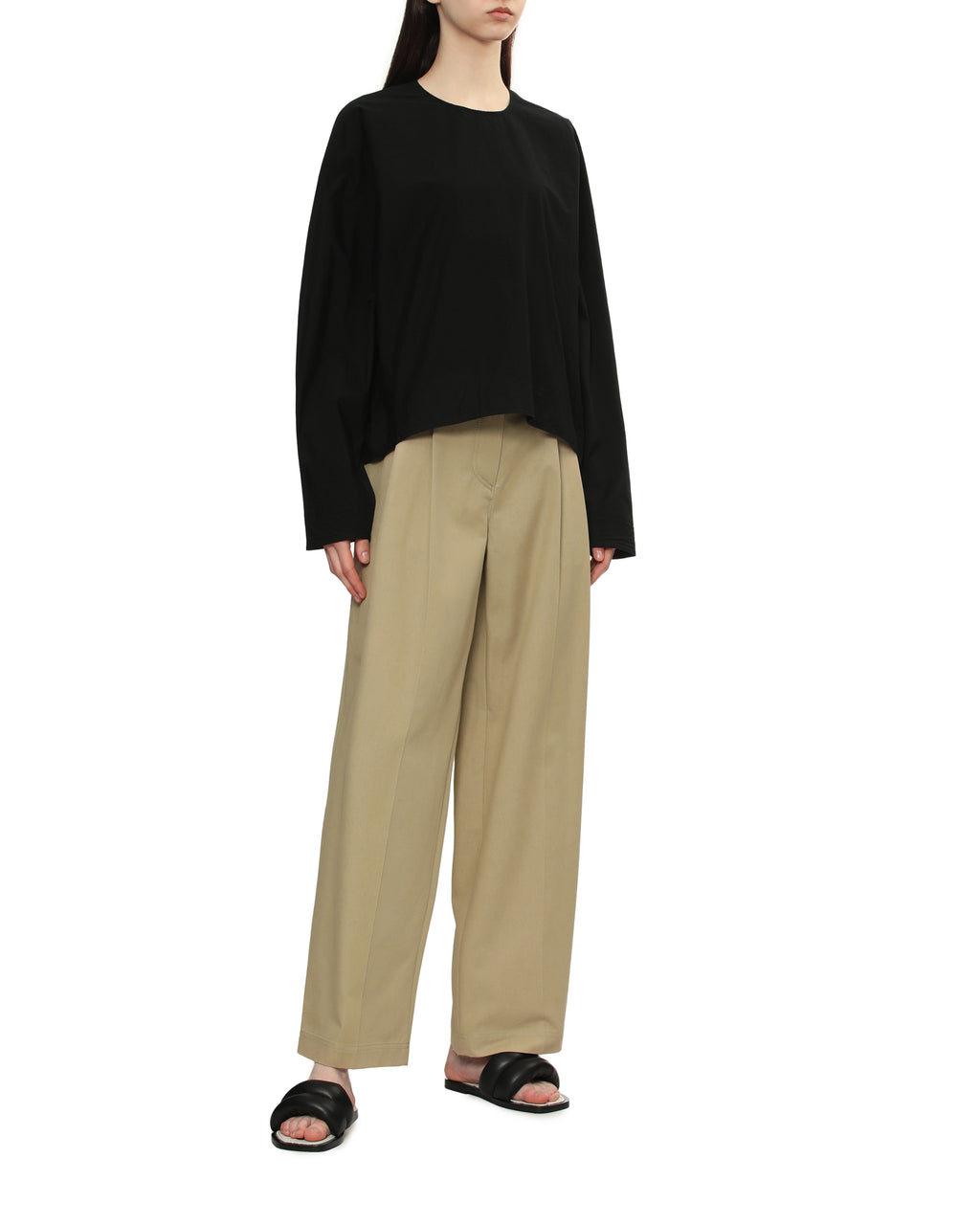 Pleated trousers