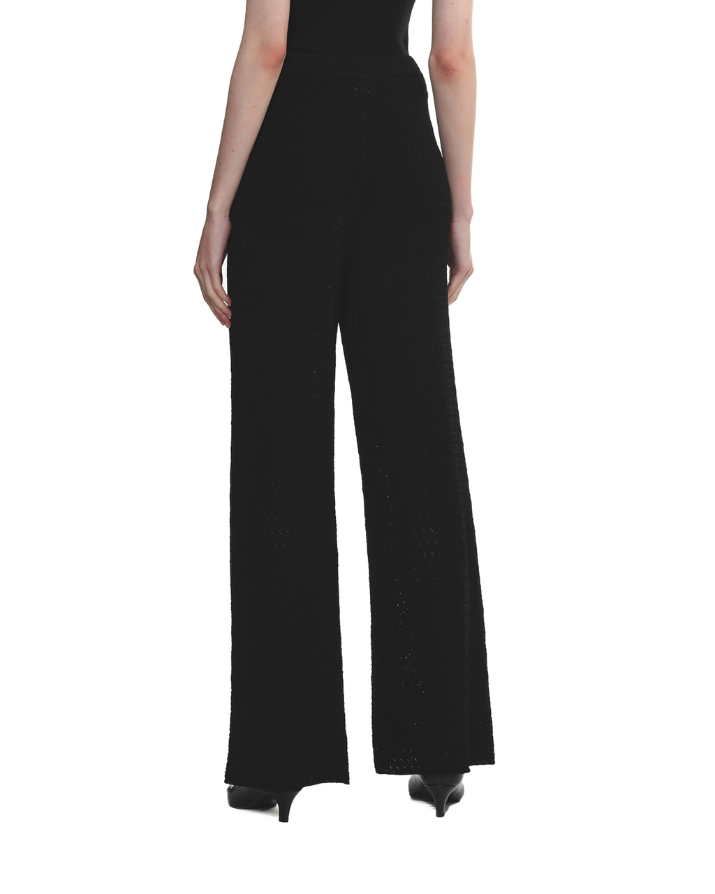 Wide-leg pants