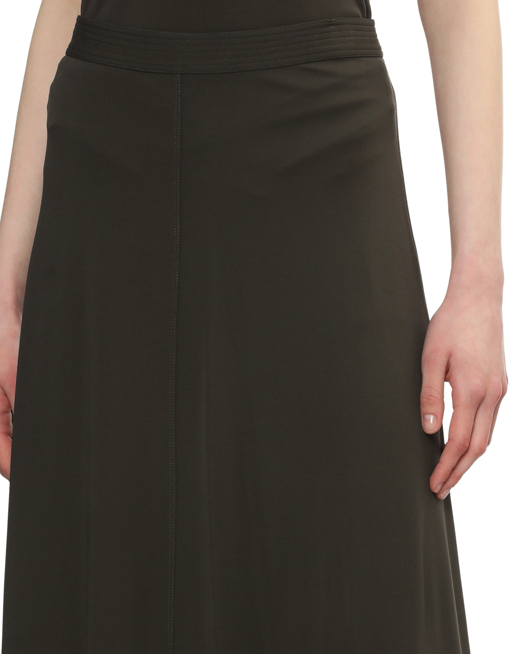 Fluid jersey skirt