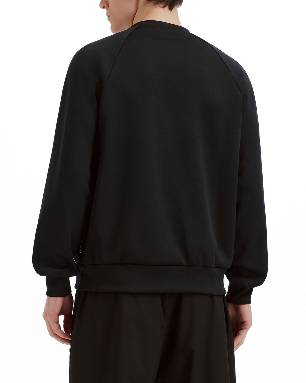 Zip-pocket sweater