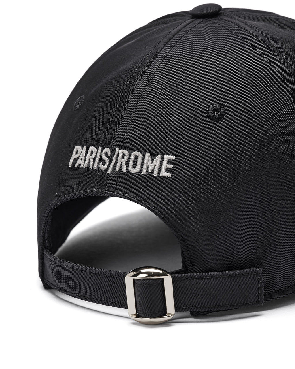 Logo embroidered baseball cap