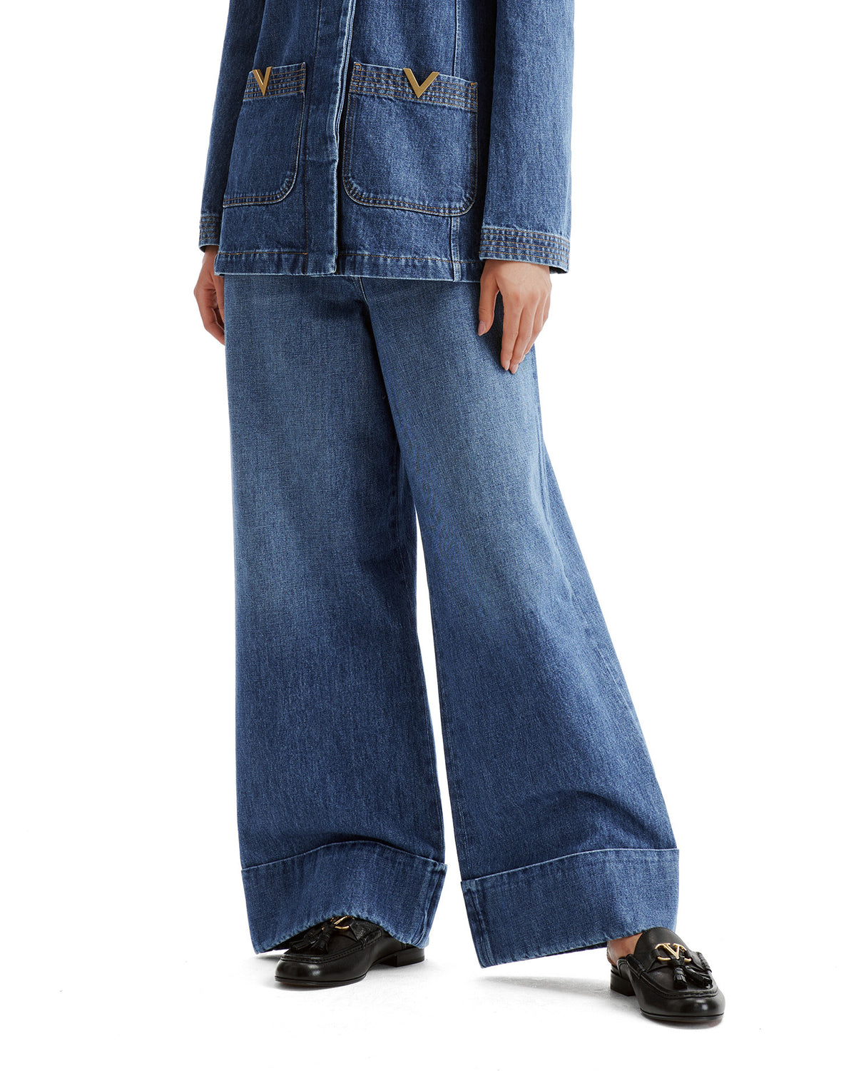 Wide-leg jeans