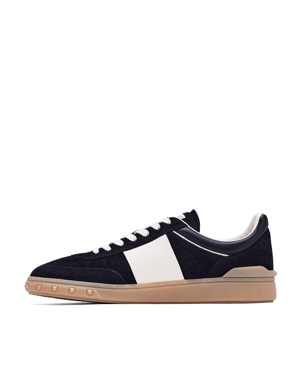 Upvillage low top sneaker
