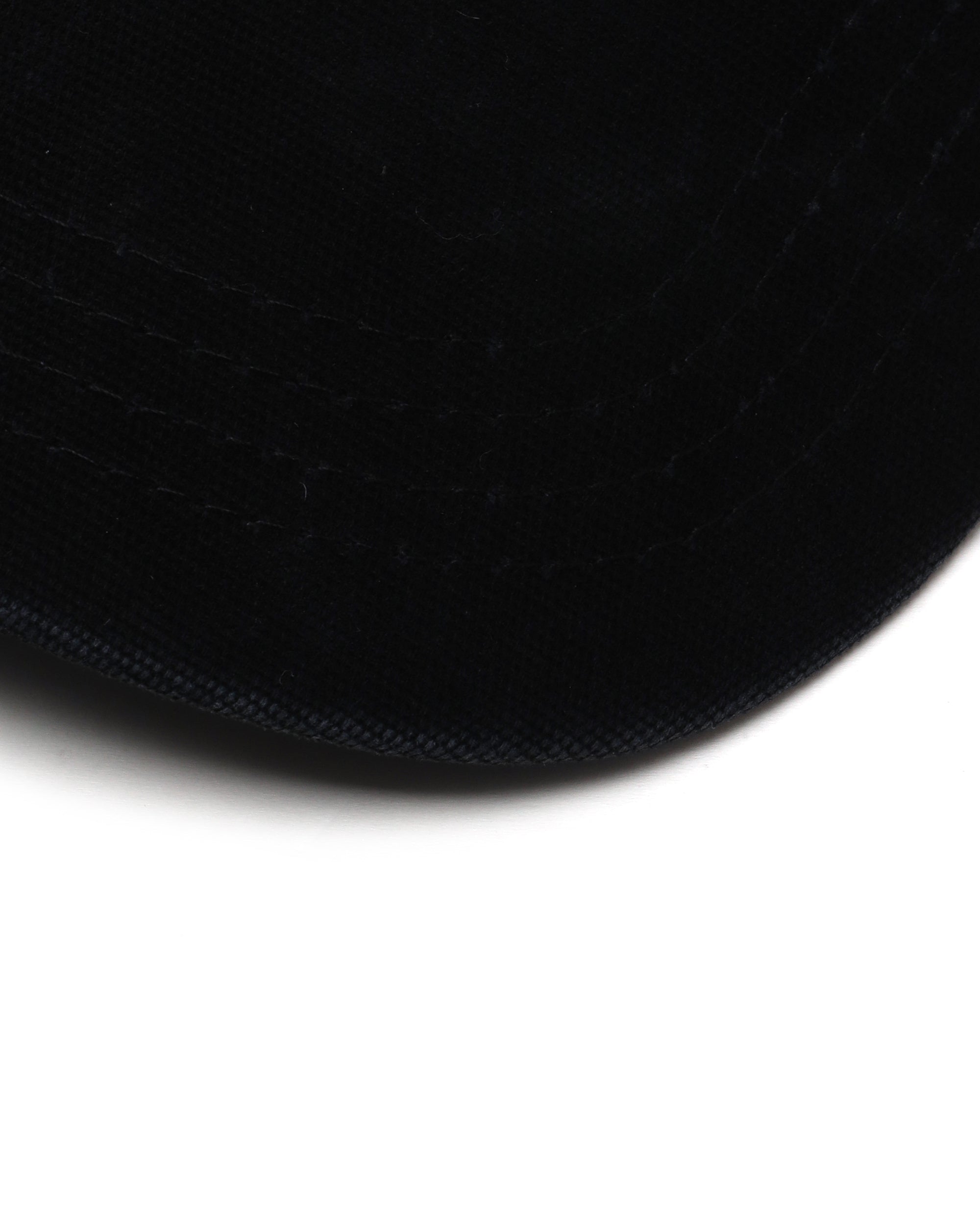 Logo cap