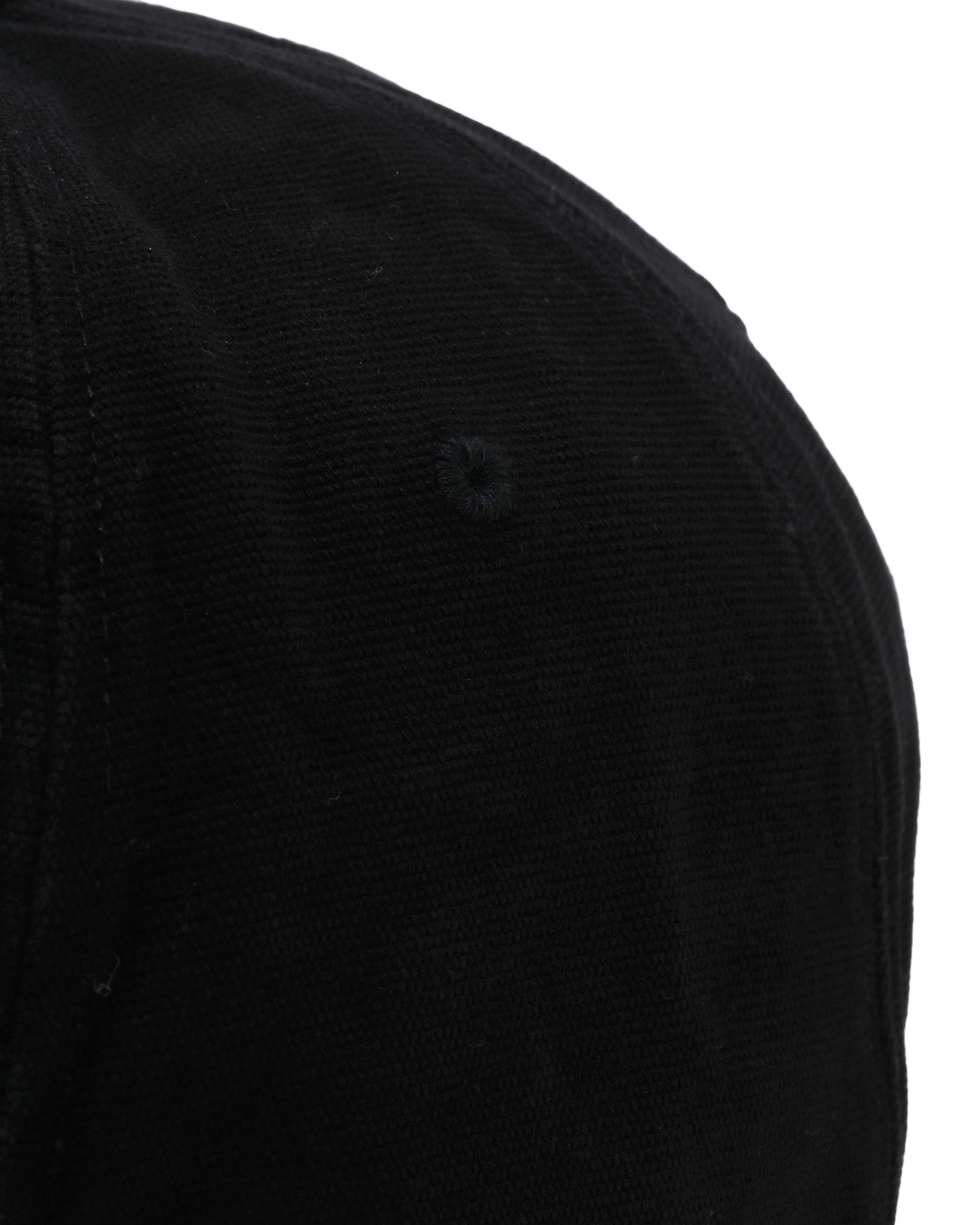 Logo cap