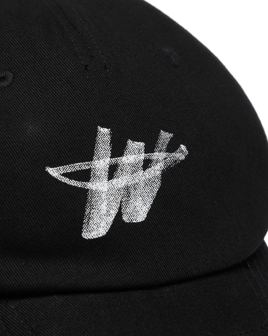 Capsule logo cap