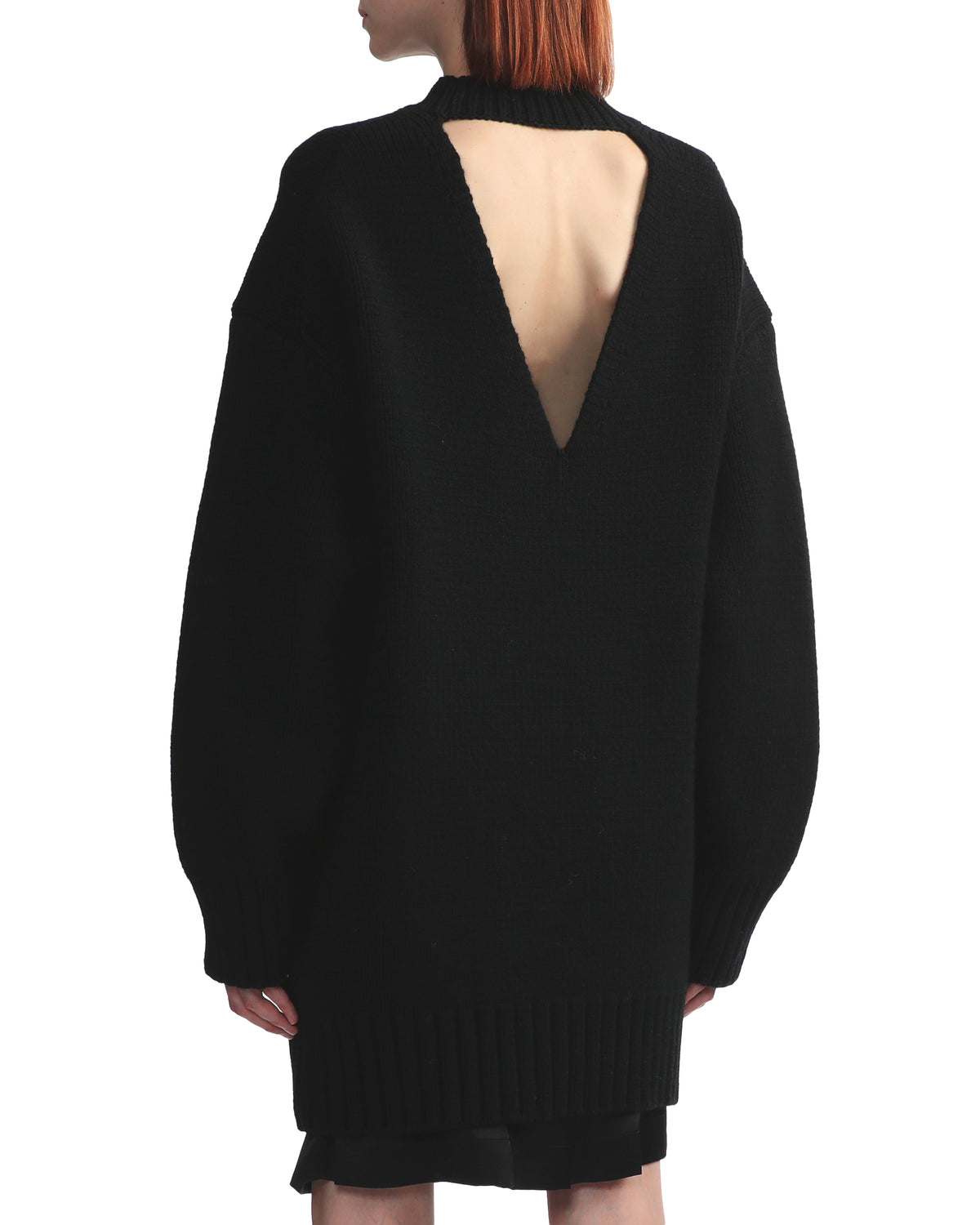 Inverted triangle cut-out knit dress