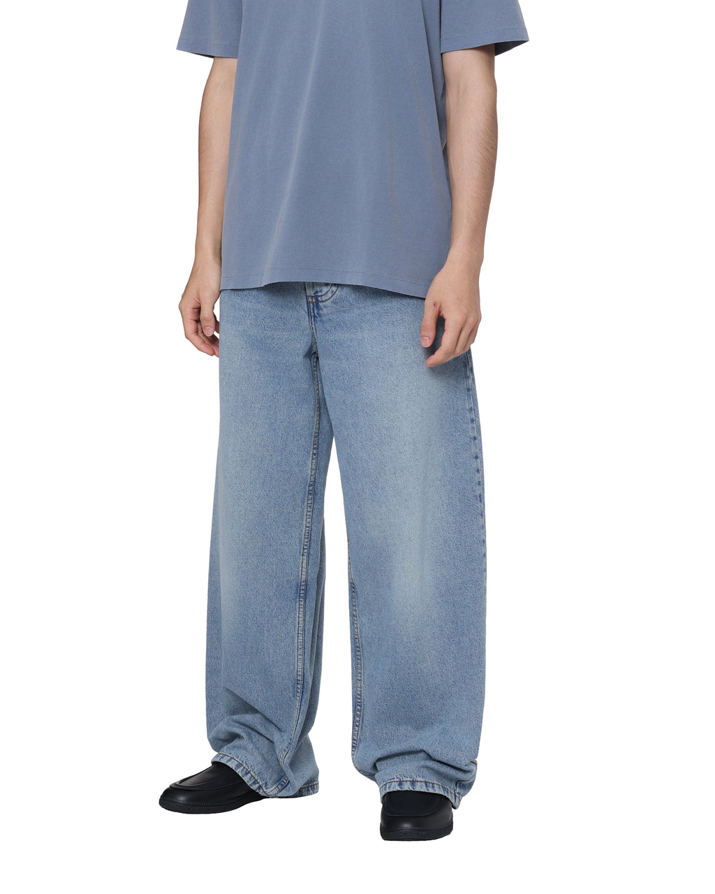 Wide-leg jeans