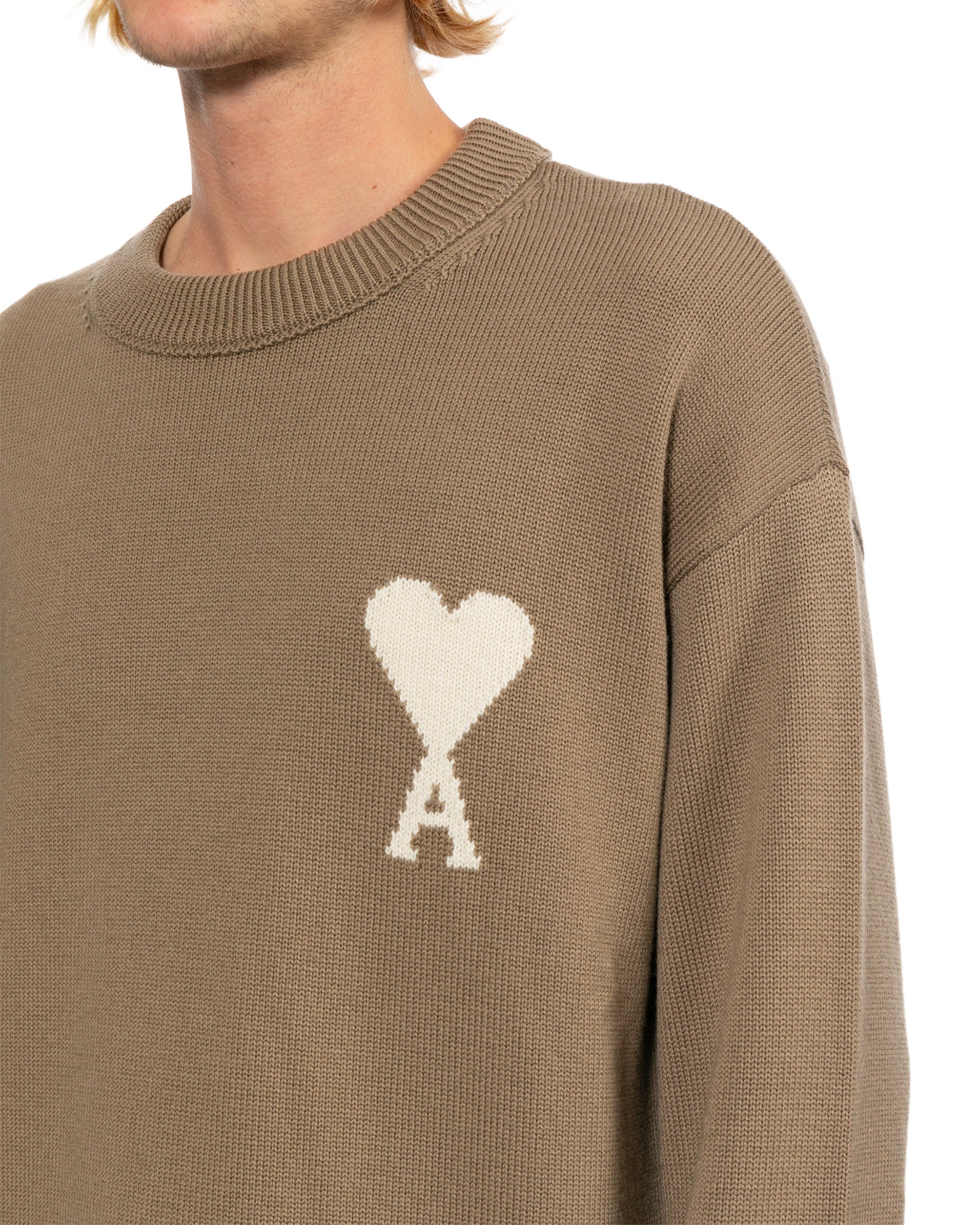 Logo sweater