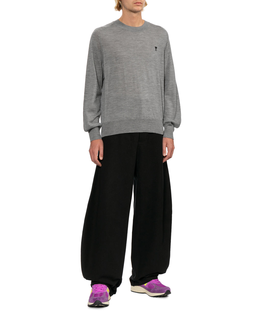 Logo sweater