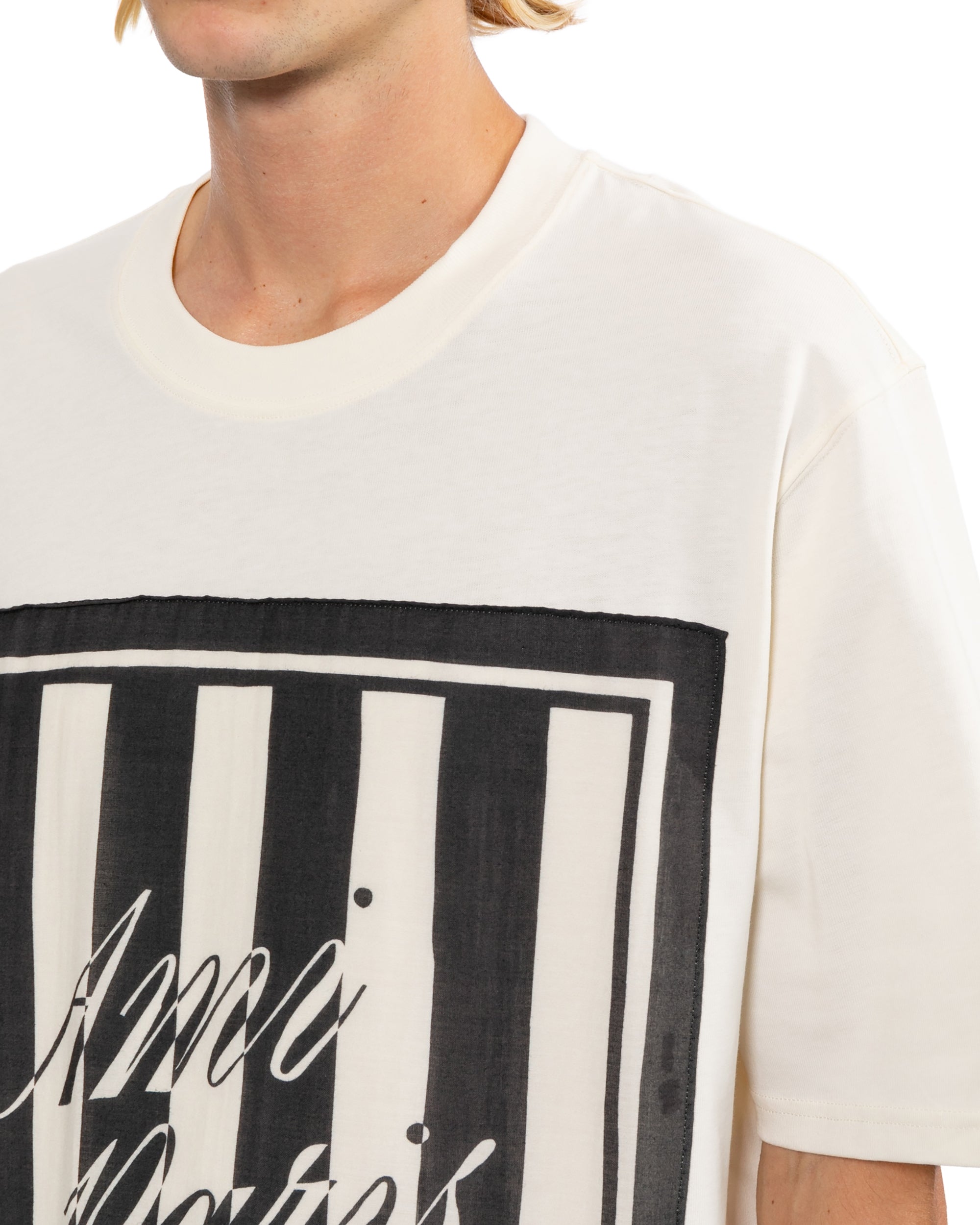 Graphic tee