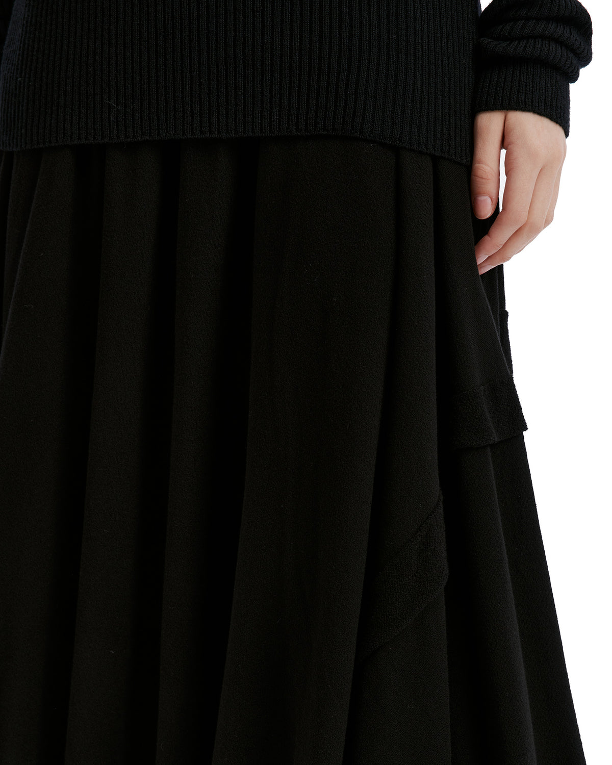 Asymmetrical skirt