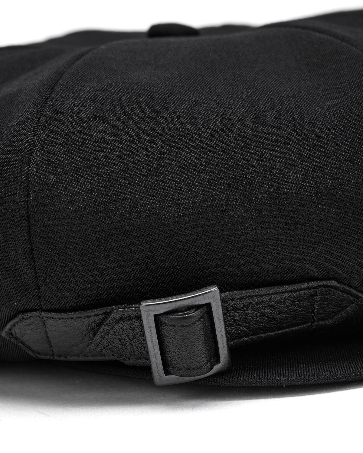 Buckled newsboy cap