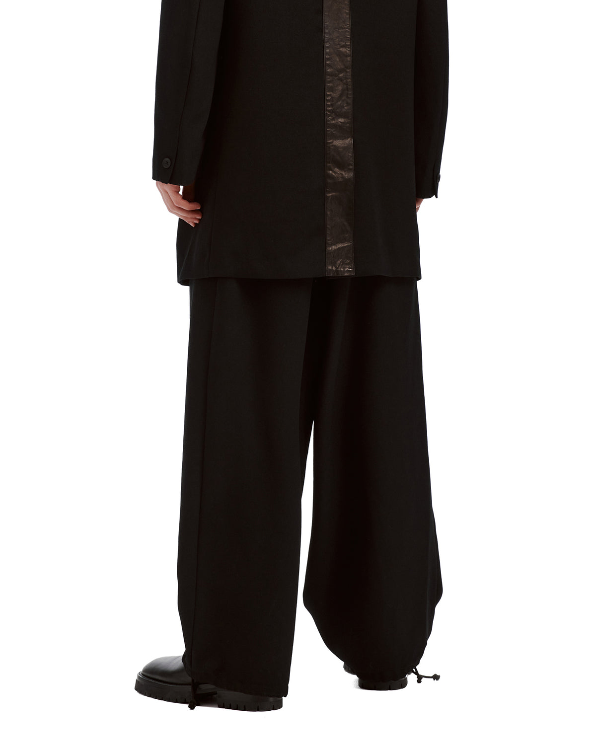 Wide leg pants