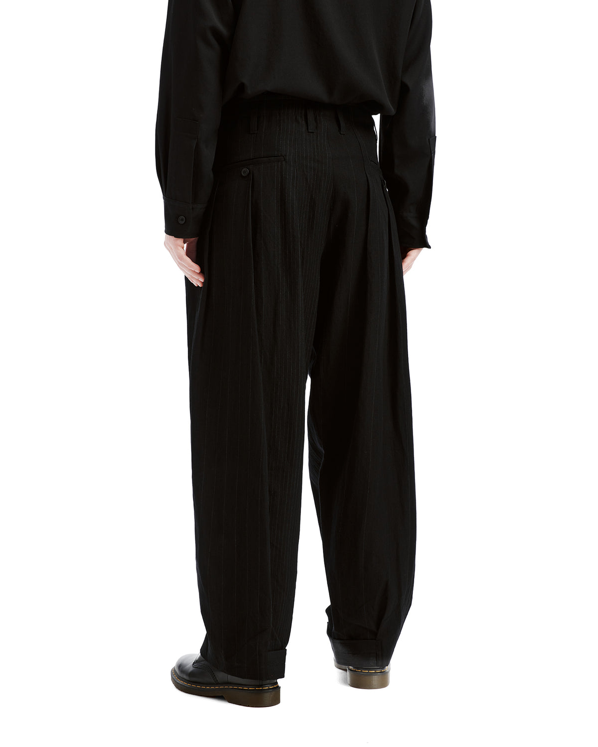 Pleated striped cuffed pants